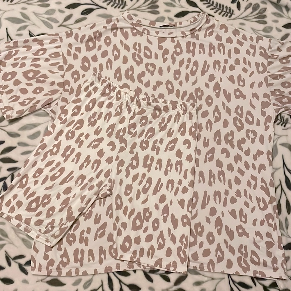 Maternity shirt set